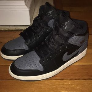 Black and Grey Jordan 1s